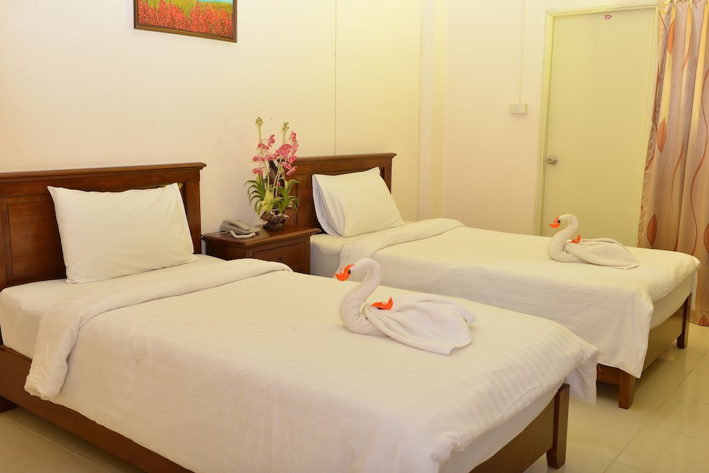 Standard Double Or Twin Room photo 2