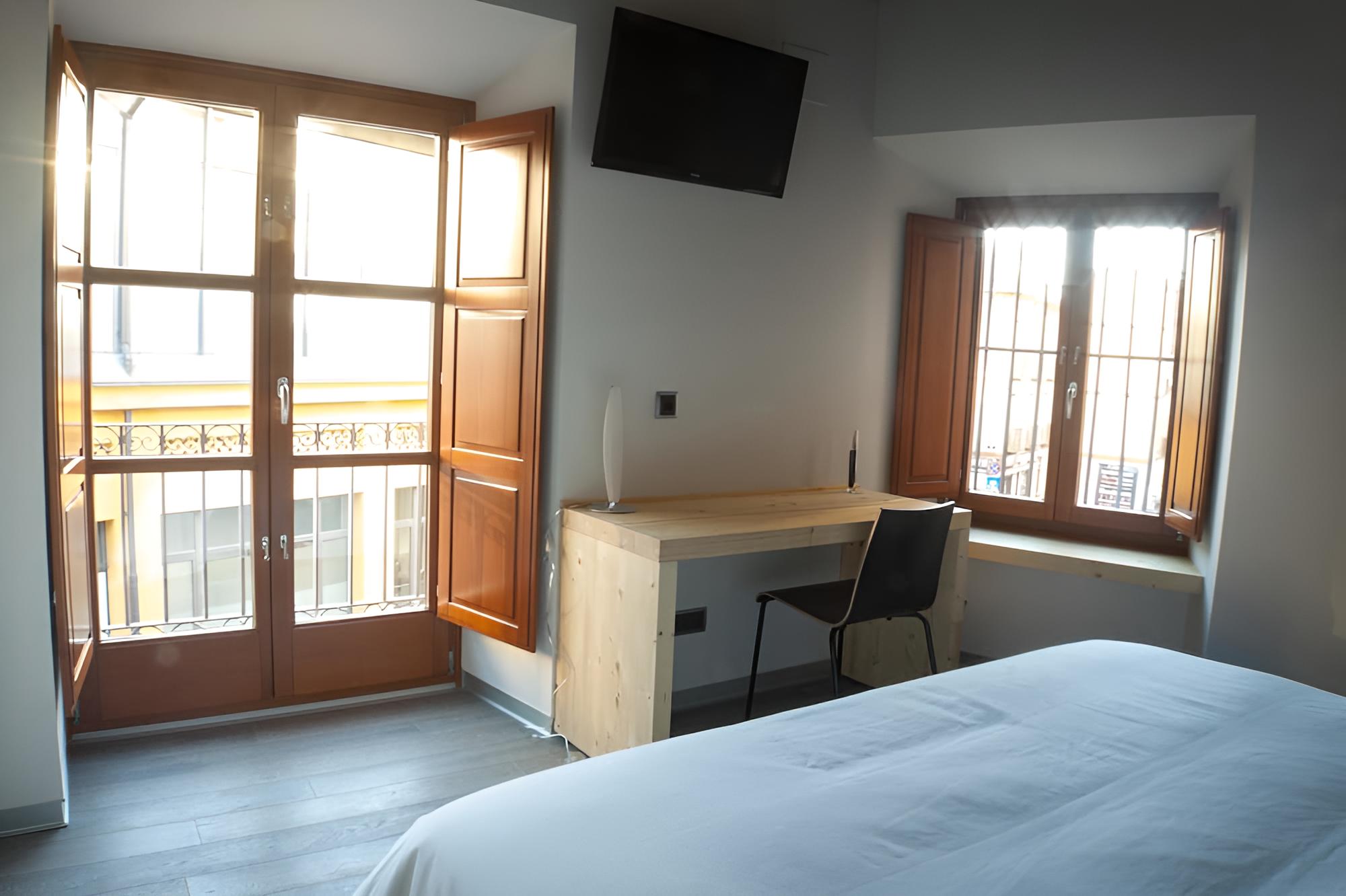 Deluxe Double Room, Balcony photo 2