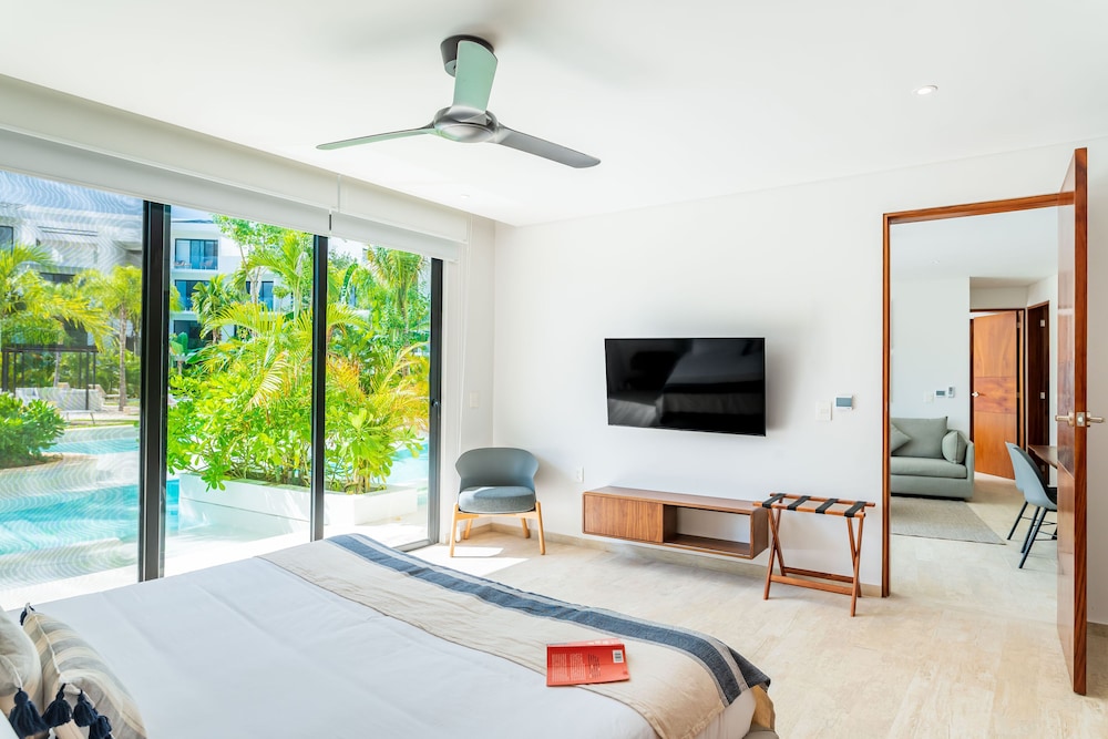 Junior Room, 2 Bedrooms, Lake View