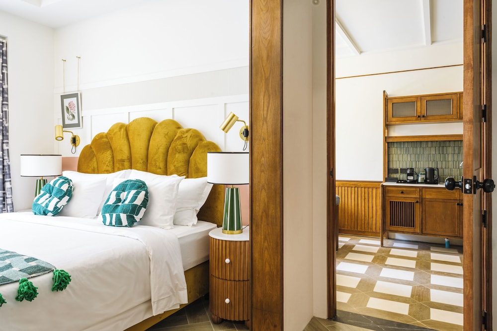 One-bedroom Lagoon Suite Villa (Free Drop-off Airport Transfer) - Photo 1