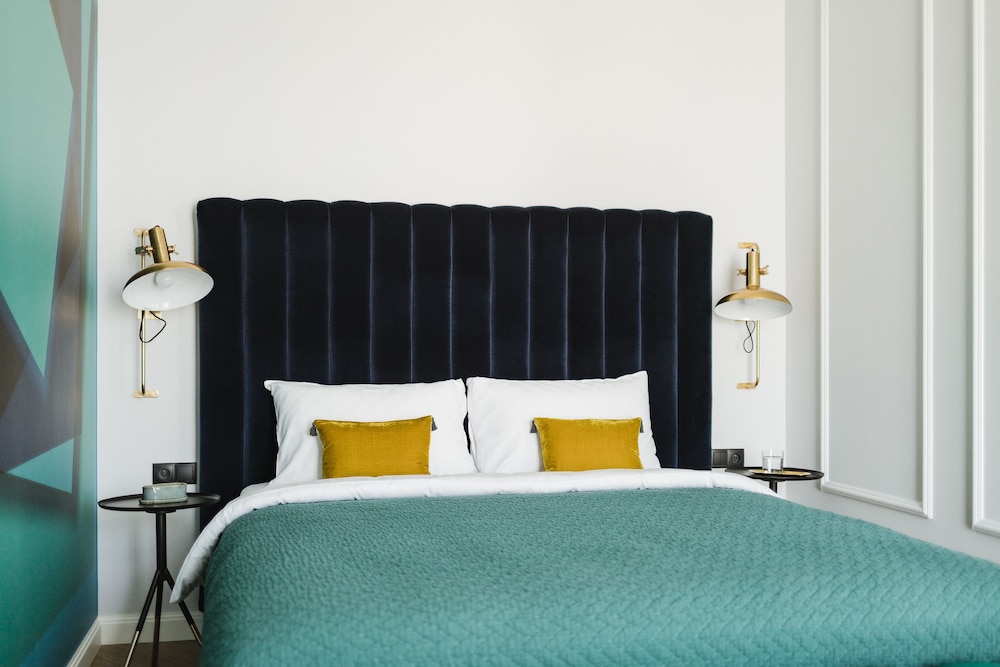 Superior Apartment, 1 Queen Bed with Sofa bed, Non Smoking, Courtyard View (Sawa) photo 2