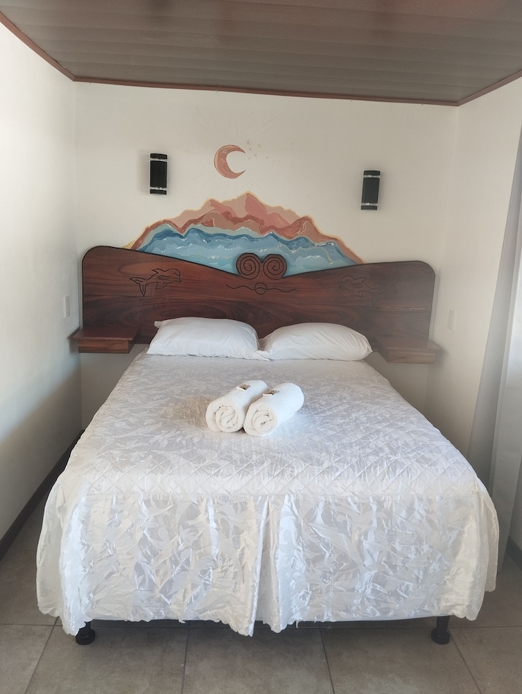 Basic Quadruple Room, 2 Double Beds photo 1