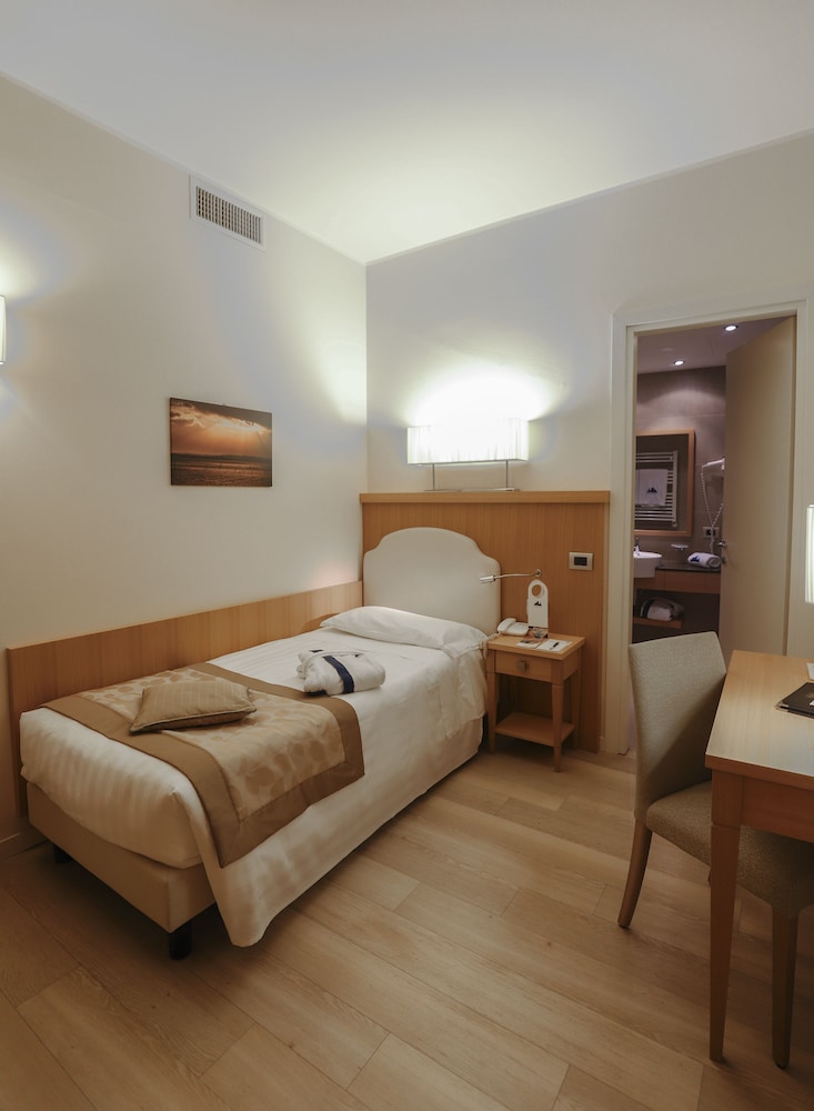 Classic Single Room photo 1