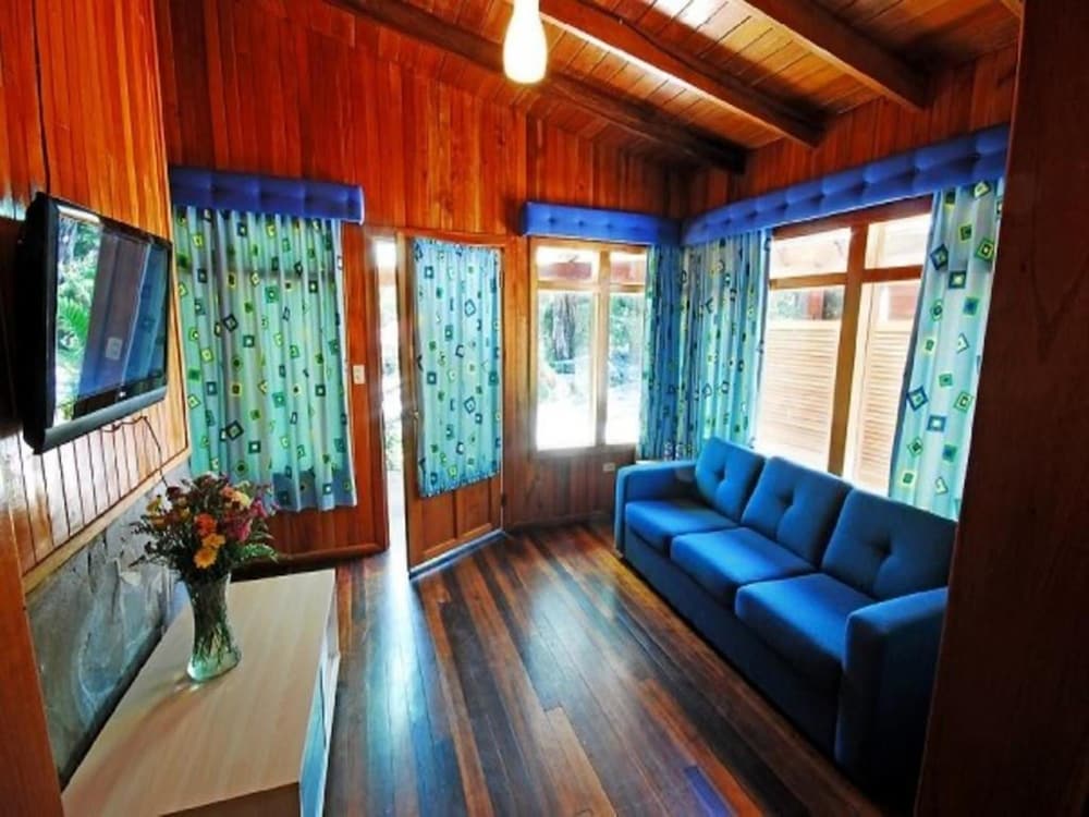 Royal Quadruple Room photo 2
