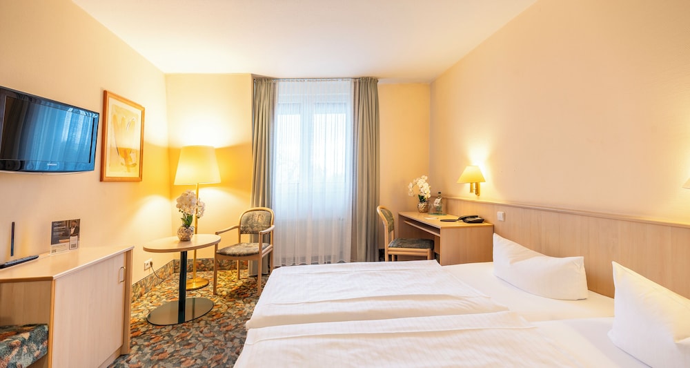 Economy Double Room (Best Price) photo 3