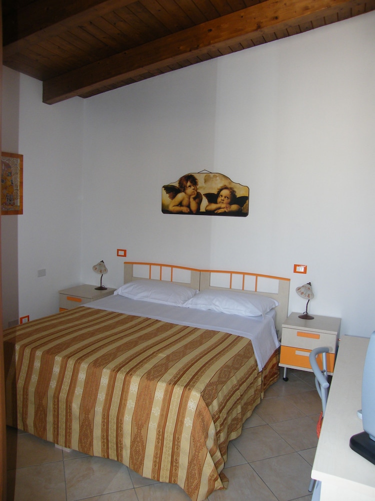 Room (Sud) photo 1