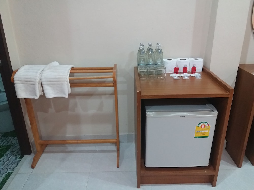 Standard Room For 6 People photo 2