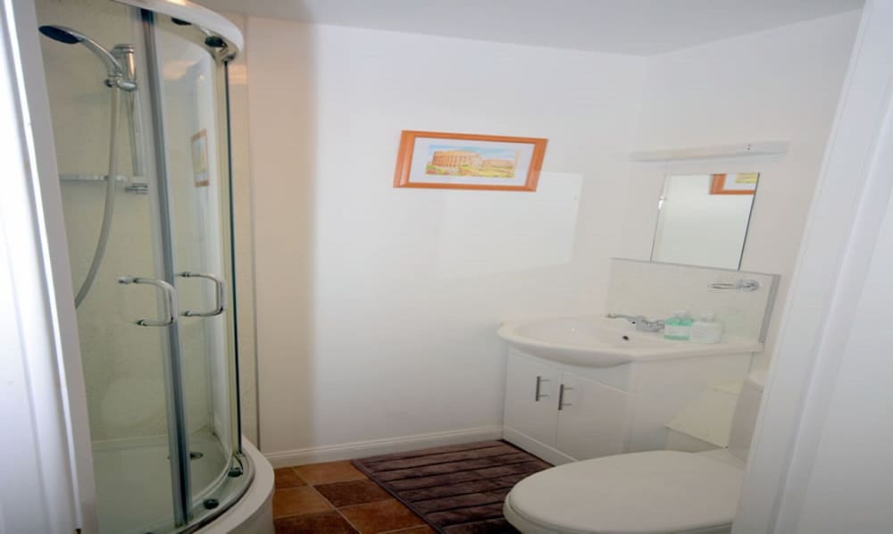 Classic Triple Room, Ensuite (Family Room)