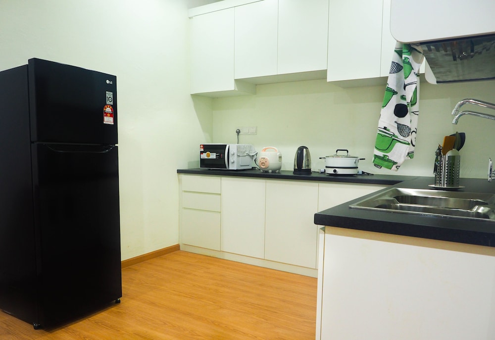 Executive Apartment - Photo 9