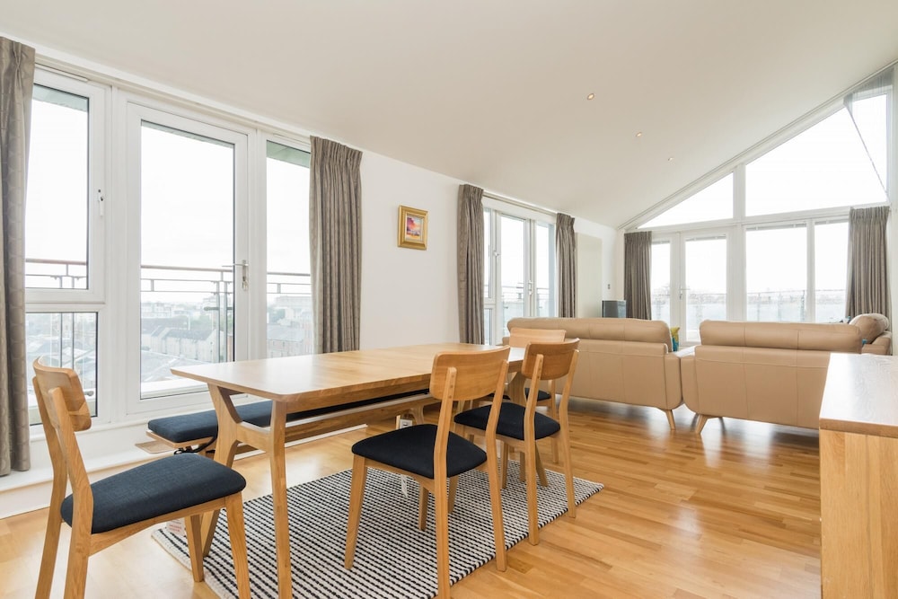 403 Penthouse Eccezionale nel Vivace Leith con Parcheggio Sicuro, Foto 12