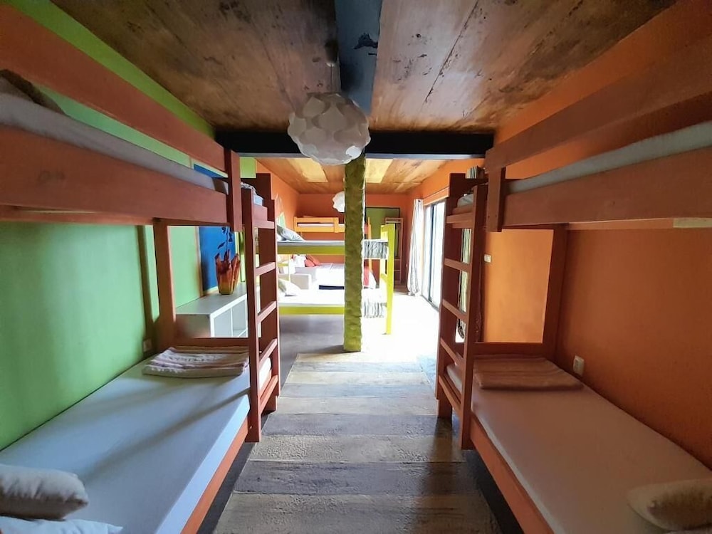 Basic Shared Dormitory, Non Smoking, Mountain View photo 1