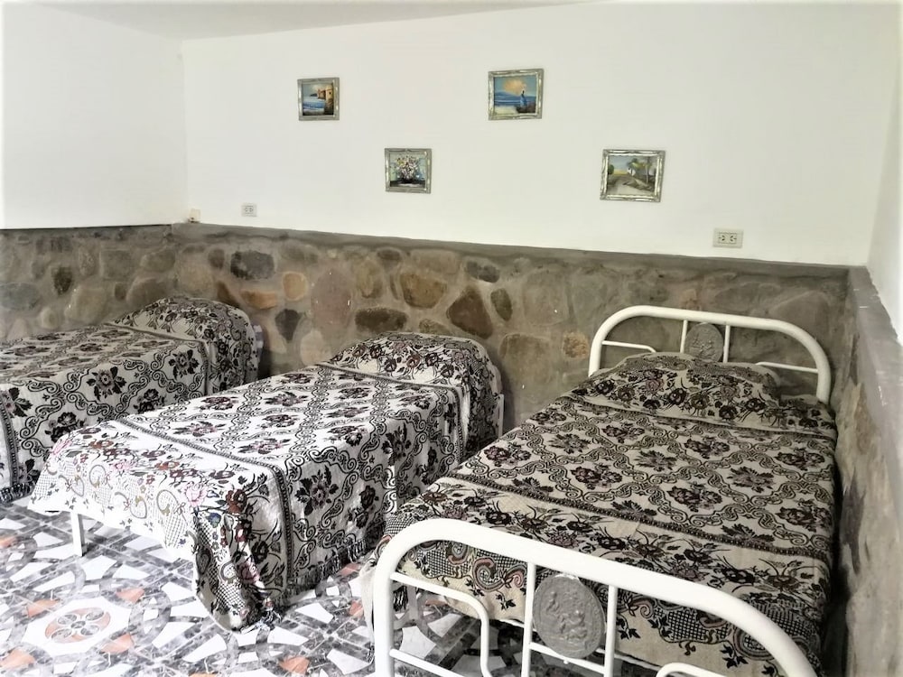 Romantic Apartment, Multiple Beds, Park View photo 2
