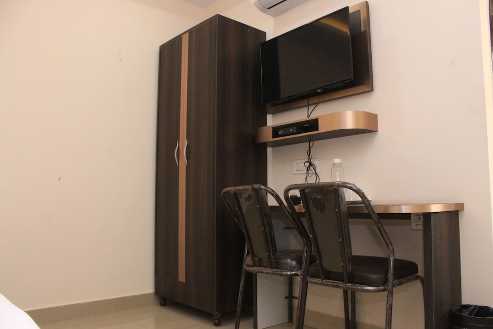 Standard Double Room - Photo 5