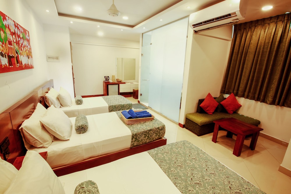 Deluxe Twin Room photo 3