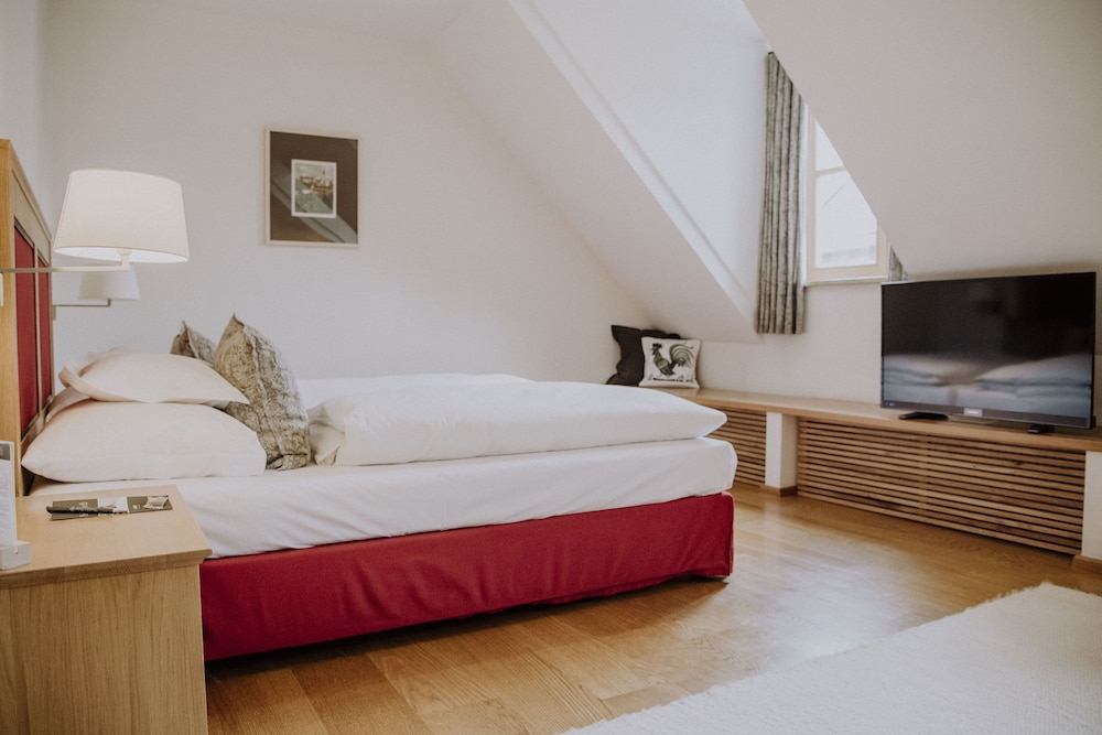 Superior Double Room, 1 King Bed with Sofa bed photo 1