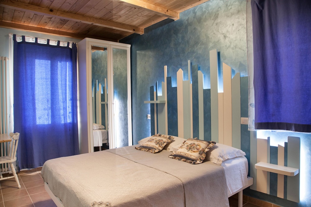 Standard Room photo 1
