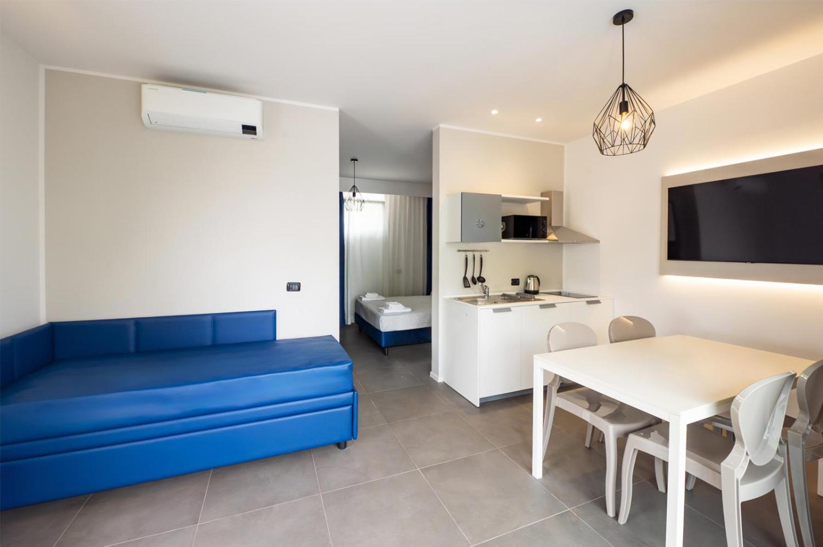 Quadruple Room with Balcony photo 1