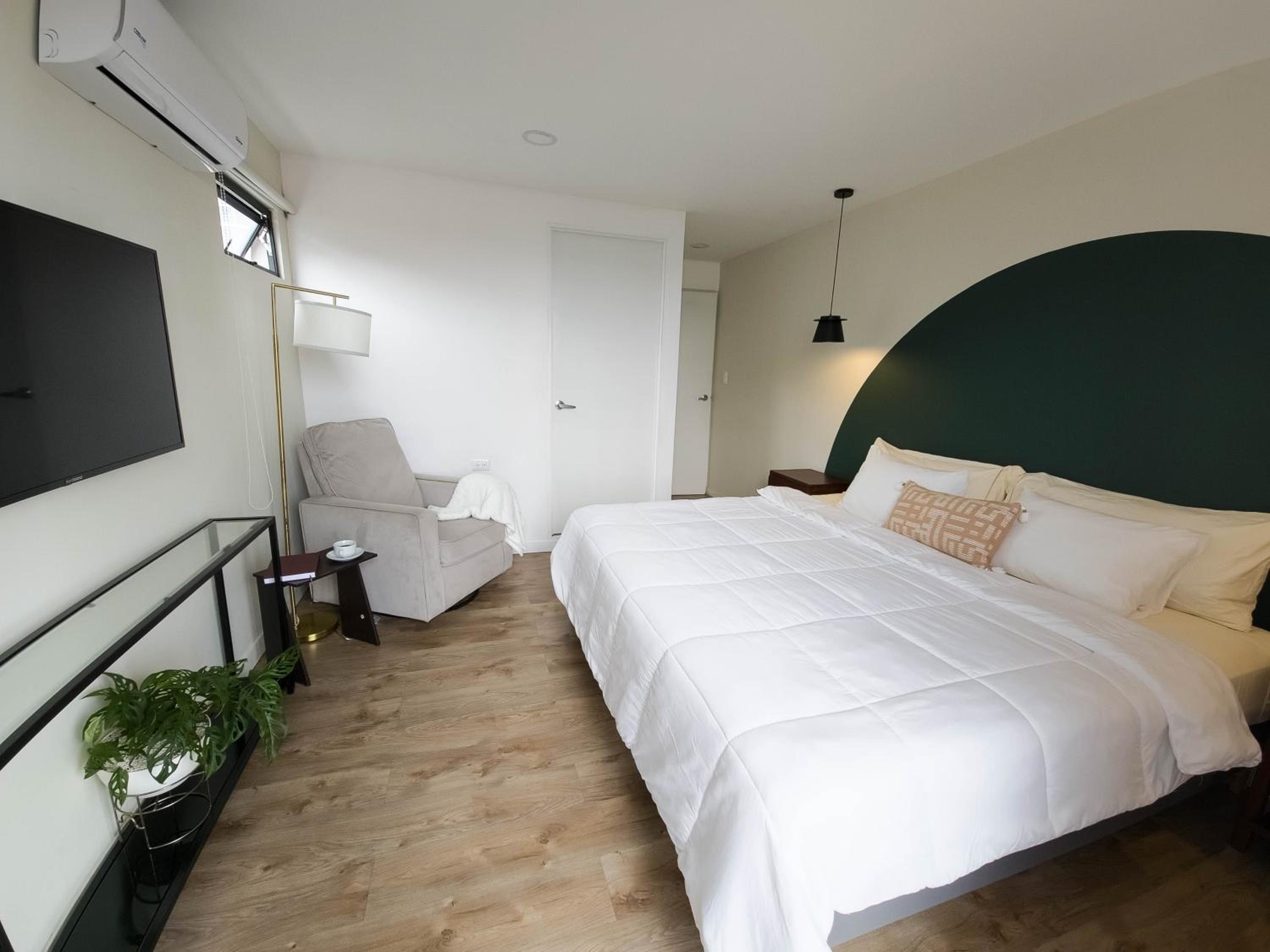 Deluxe Double Room with Balcony