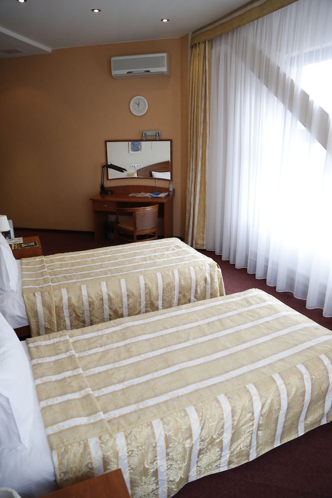 Standard Twin Room photo 1