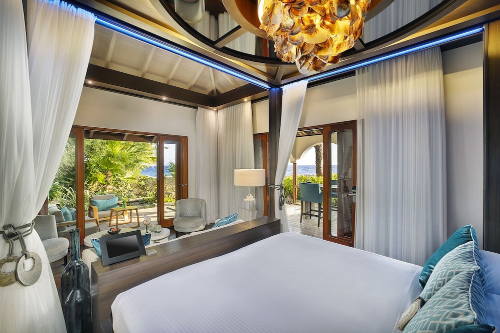 Beachfront Suite, Private Pool