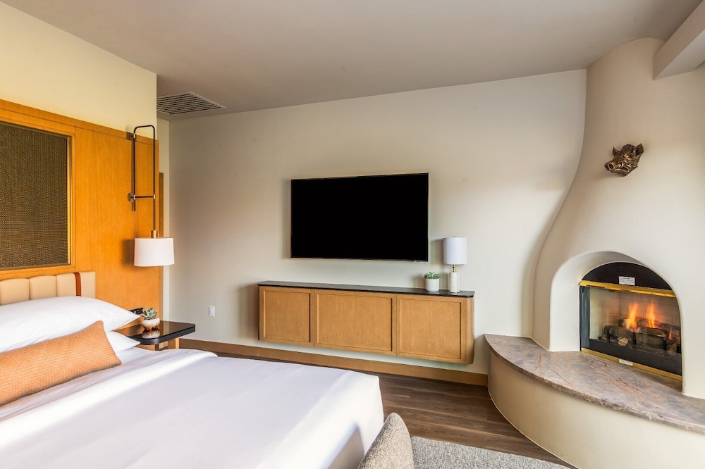 Deluxe Room, 1 King Bed (Cliffs,0.1mi from L'Auberge de Sedona)