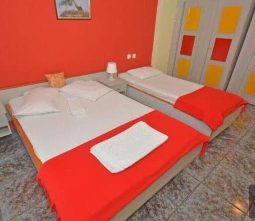 Family Apartment photo 2