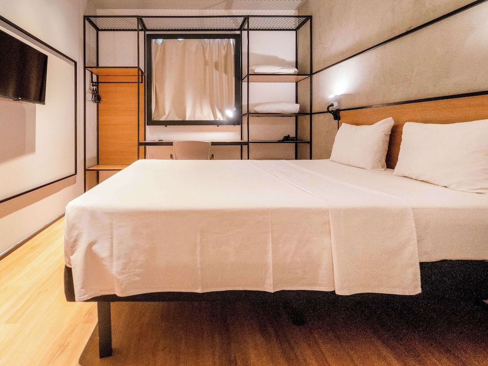 Standard Room, 1 Double Bed - Photo 5