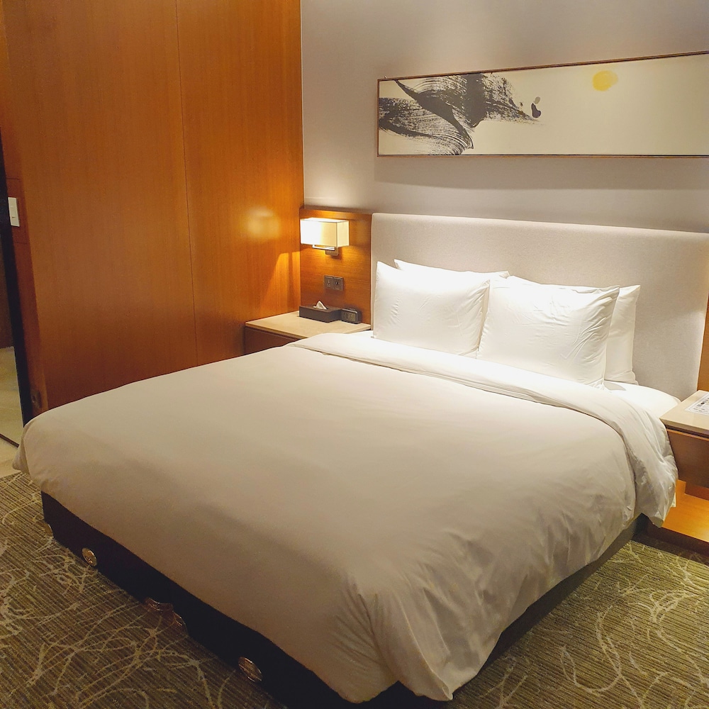 Deluxe Double Room (Accessible Room)