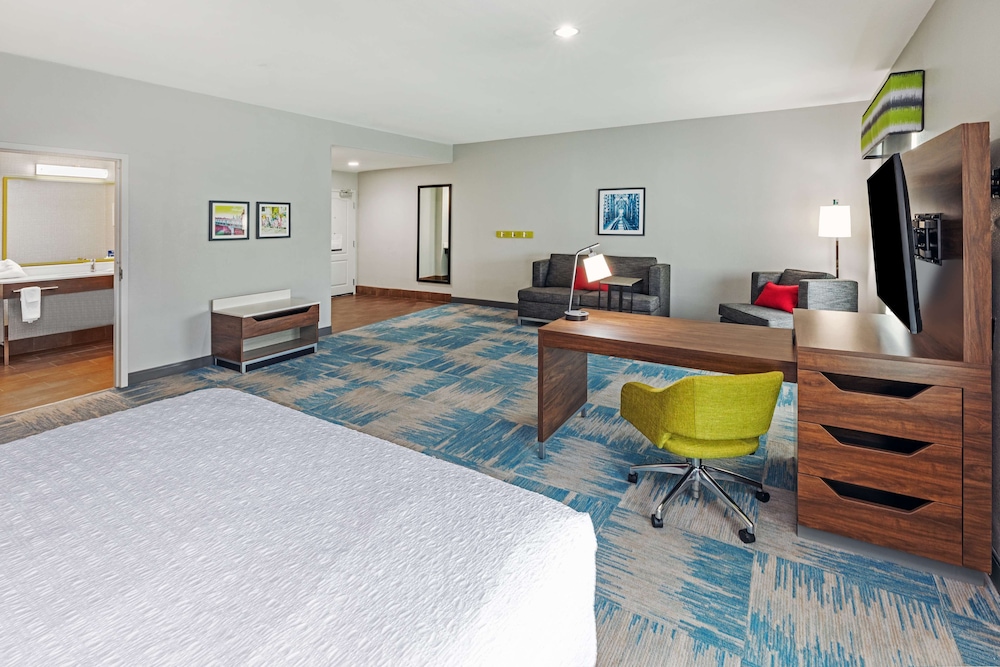 Hampton Inn and Suites Houston Heights I-10, Photo 3