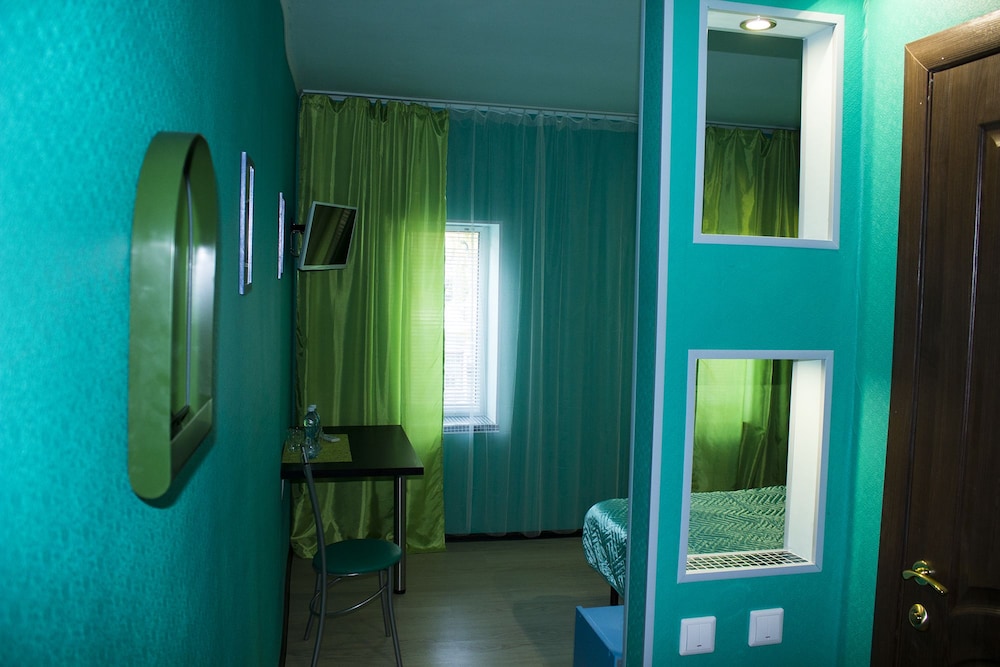 Economy Double Room photo 3