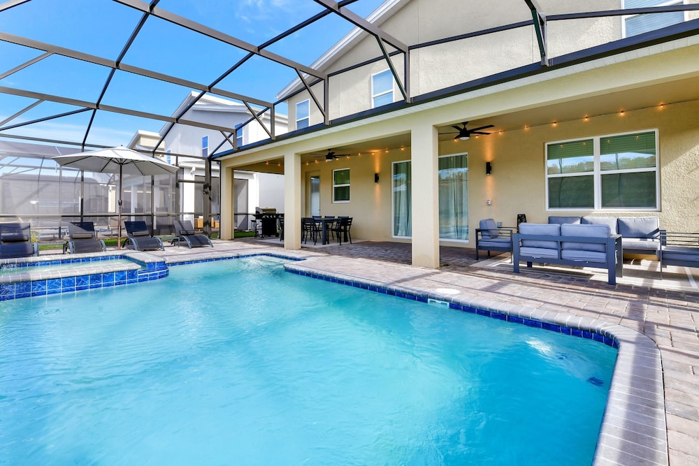 Upstay - Lakeview Mansion w Pool Spa and Cinema, Kuva 9