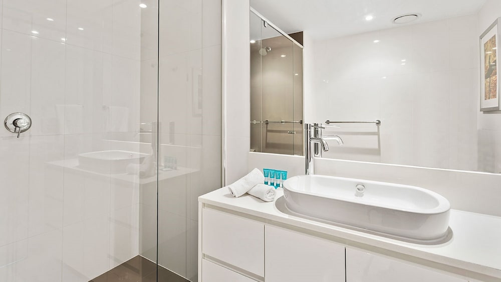 Apartment, 2 Bedrooms, 2 Bathroom, Ocean View (Level 27) photo 3