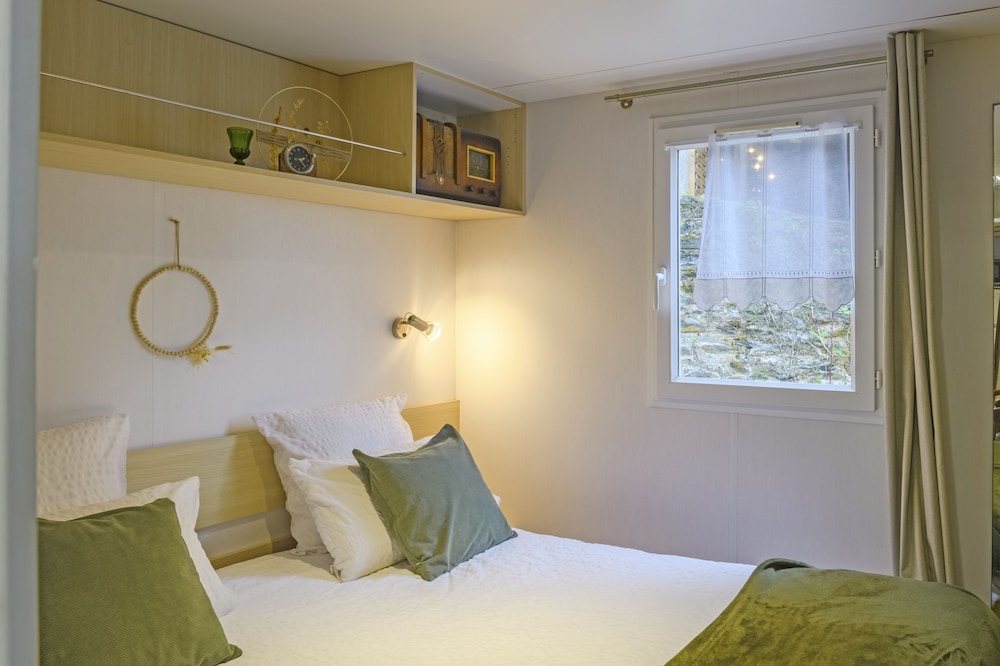 Junior Mobile Home photo 1