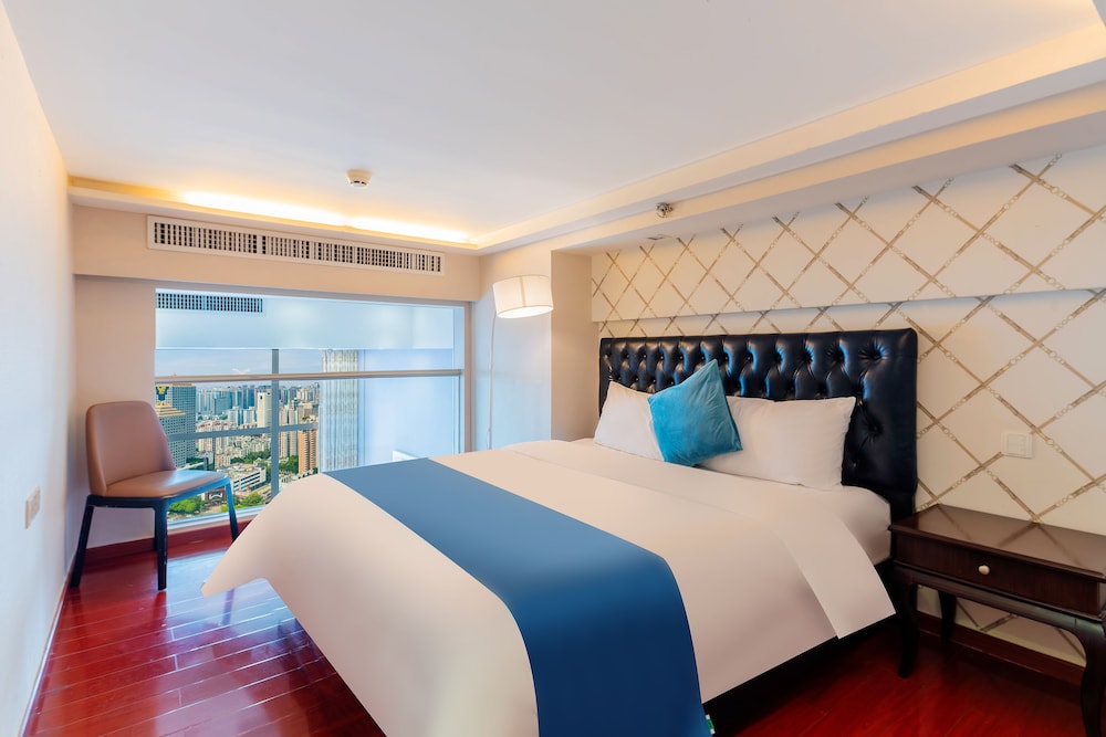 Comfort Suite, 1 King Bed