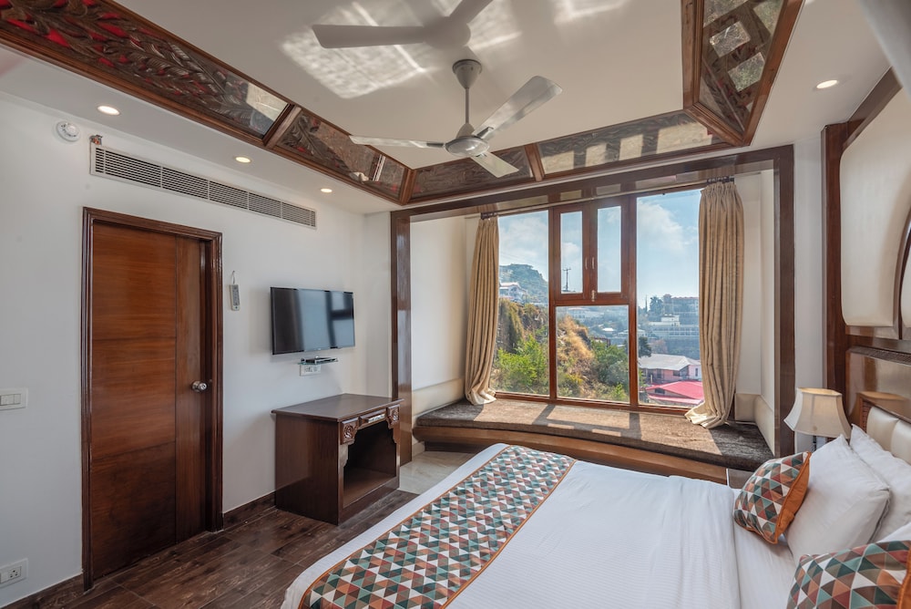 Presidential Room, Valley View