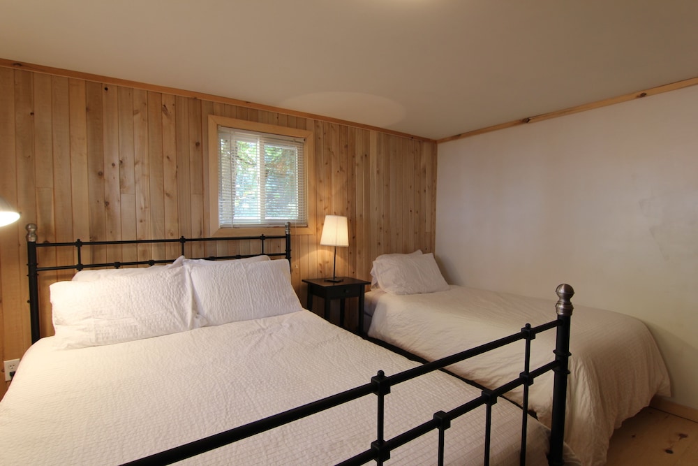 Cottage, 2 Bedrooms, Kitchen photo 3