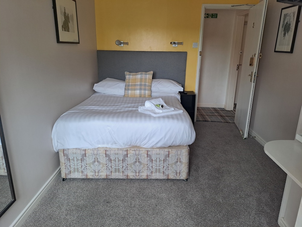 Standard Single Room, Ensuite, Garden View photo 2