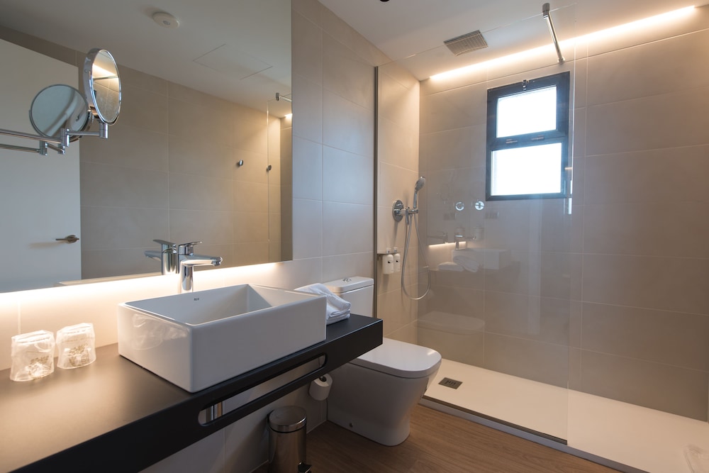 Premium Double Room photo 3