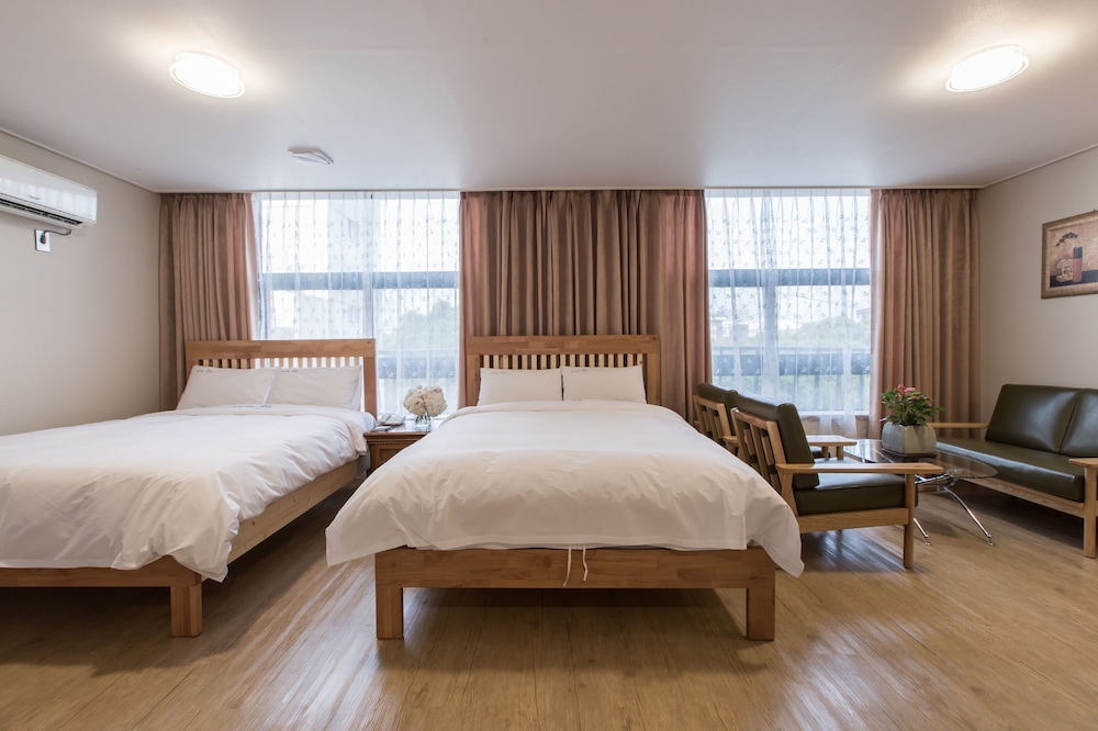 Family Suite photo 3