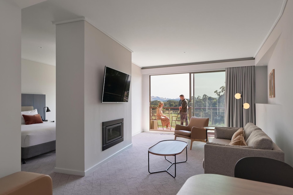 Premium Fairway Suite - Photo 6