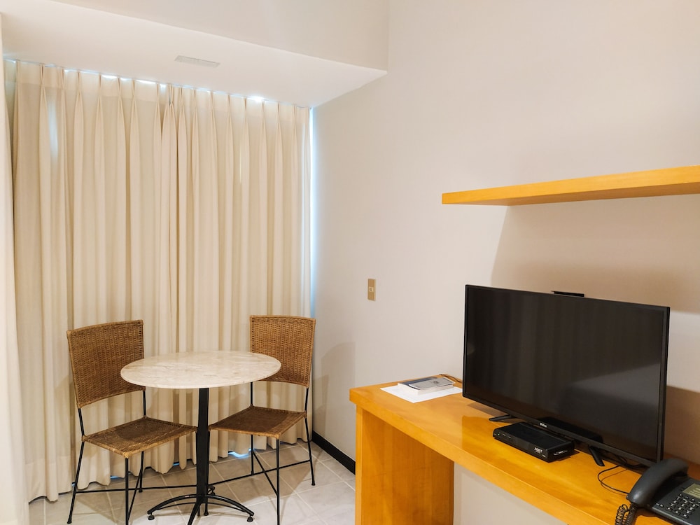 Premium Double or Twin Room - Photo 11