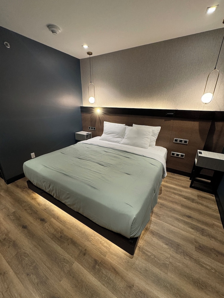 Deluxe Single Room photo 1