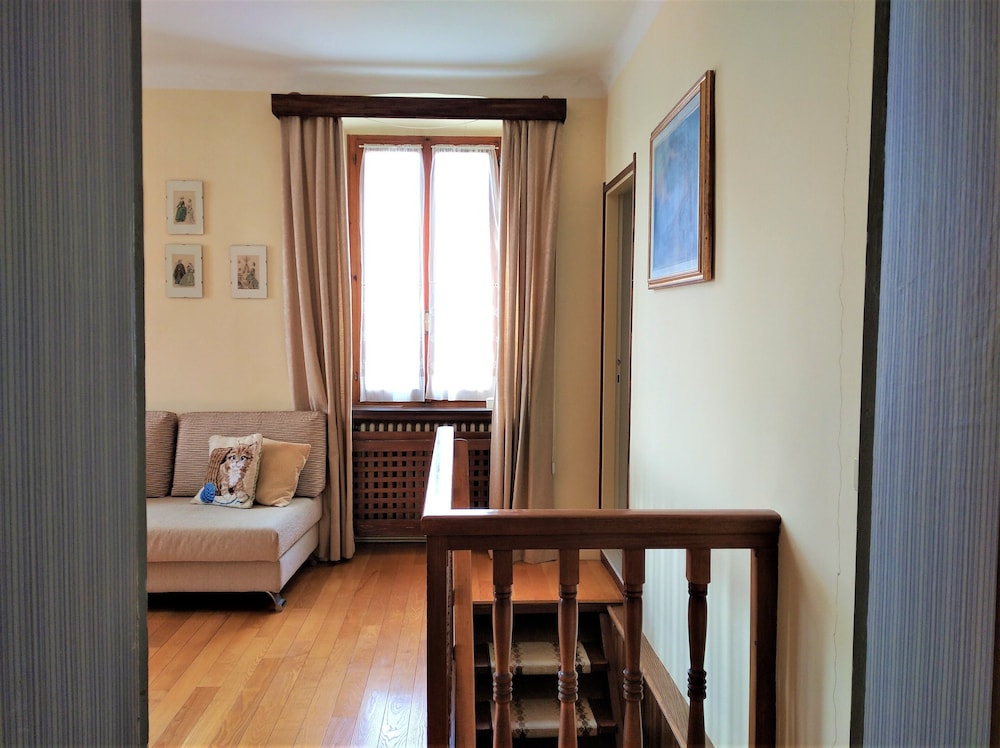 Apartment photo 3