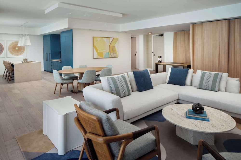 Barron Suite