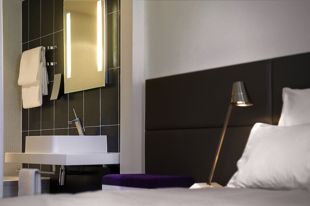 Superior Suite, Multiple Beds - Photo 2