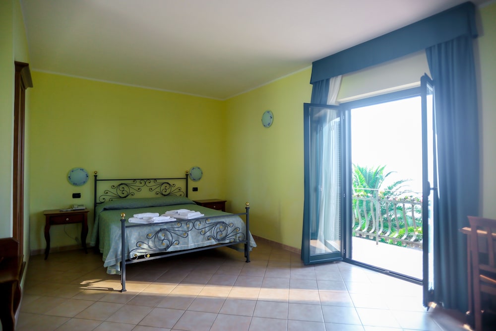Basic Triple Room - Photo 4