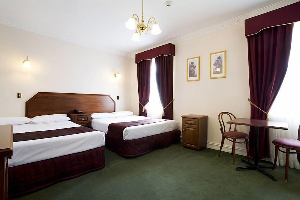 Family Room, 2 Queen Beds - Photo 8