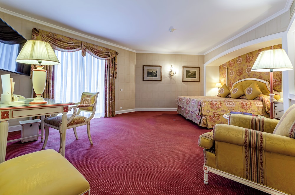 Suite (Garden)