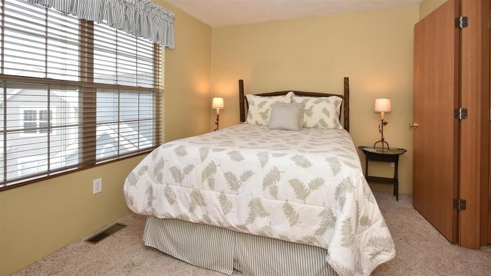 Condo, 4 Bedrooms photo 2