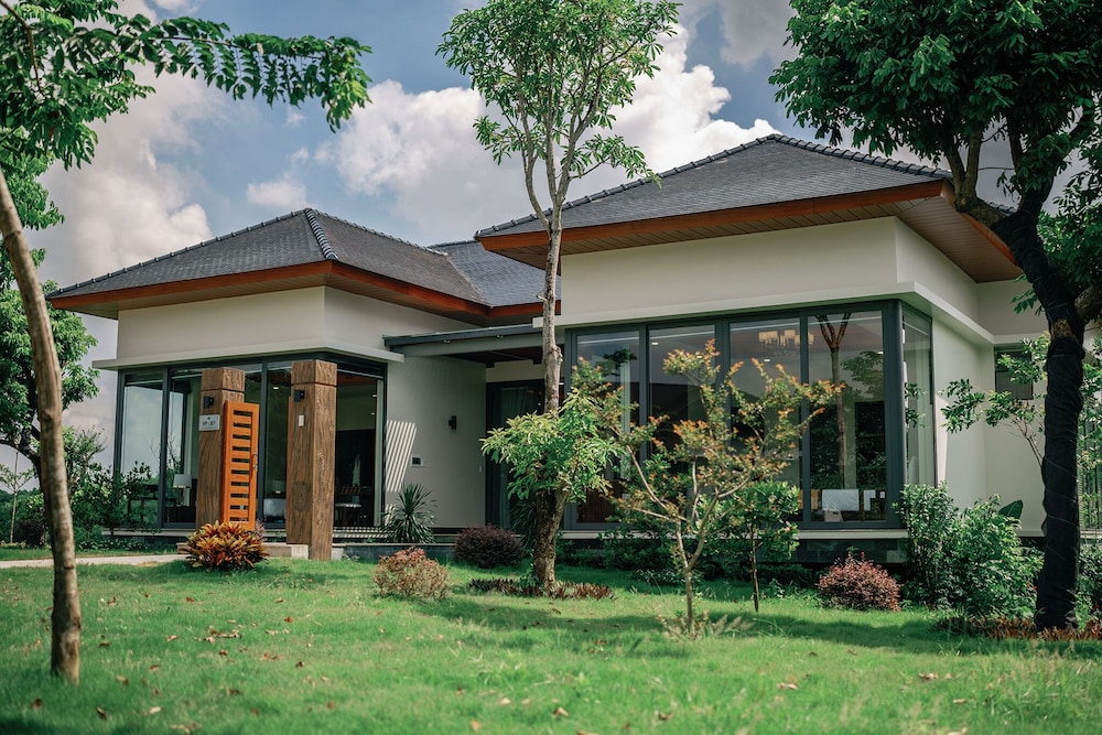Family Villa, Garden View